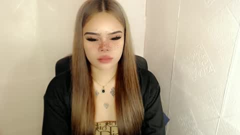 MAXXINE online show from 02/20/25, 08:25