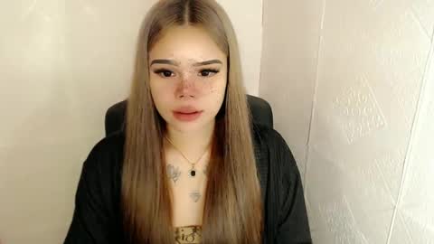 MAXXINE online show from 02/20/25, 11:32