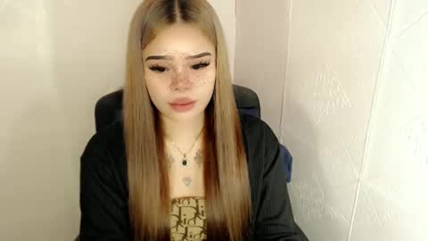 MAXXINE online show from 03/04/25, 03:33