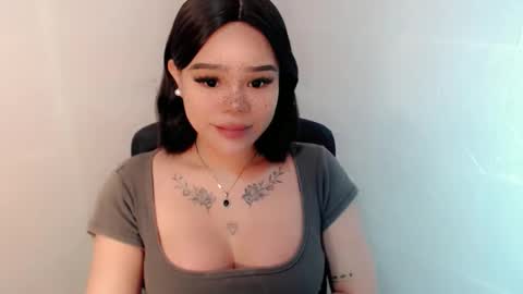 MAXXINE online show from 11/19/25, 03:39