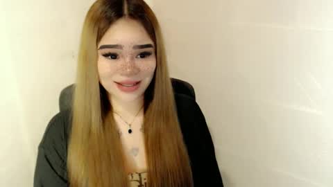 Snapshot of preciousangel69xxx chatting on 03/16/26, 02:39 MAXXINE online show from 03/16/26, 02:39