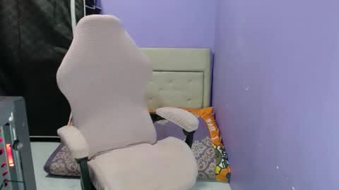 Snapshot of preciousjoan_69 chatting on 03/27/26, 06:19 preciousjoan_69 online show from 03/27/26, 06:19