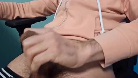 Snapshot of precumcharlie chatting on 01/20/25, 03:07 precumcharlie online show from 01/20/25, 03:07