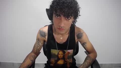 Plux online show from 02/09/25, 08:13