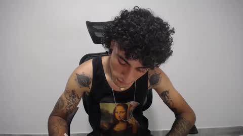 Plux online show from 02/10/25, 05:03