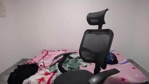 Plux online show from 10/07/25, 02:09