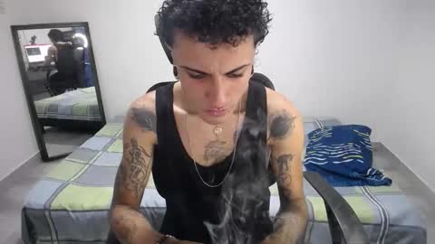 Snapshot of present_the_magic chatting on 01/06/26, 07:50 Plux online show from 01/06/26, 07:50