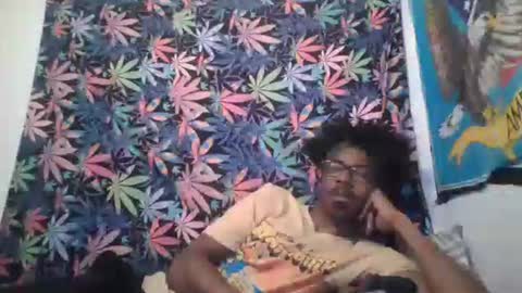 Libra Lamont online show from 11/12/25, 01:17