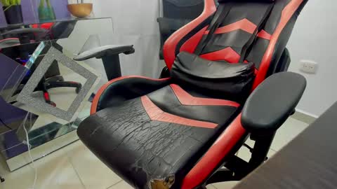 PRESSURE online show from 12/21/24, 11:55