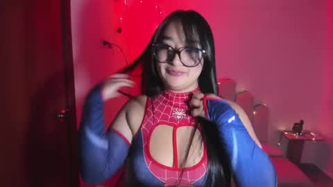 Snapshot of pretti_scarlett chatting on 09/15/25, 11:49 pretti scarlett online show from 09/15/25, 11:49