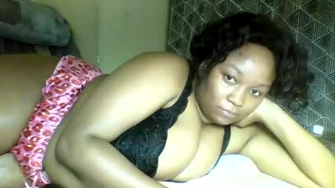 Prettie diva online show from 10/27/25, 12:47