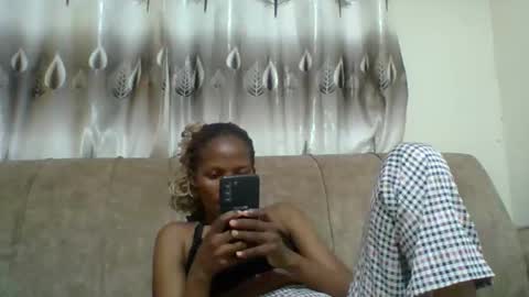 Snapshot of prettie_petitee chatting on 04/04/26, 06:27 prettie_petitee online show from 04/04/26, 06:27