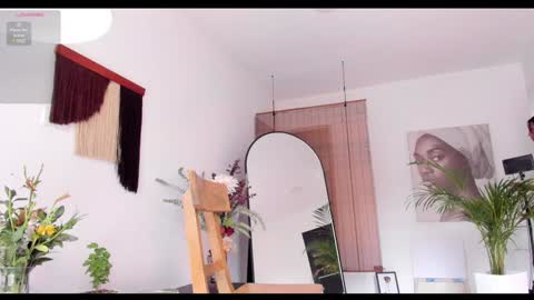 Nayrobi online show from 12/11/24, 06:09