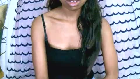 prettiethalia online show from 01/12/26, 07:24