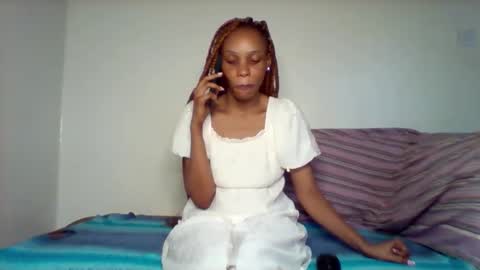Snapshot of pretty253 chatting on 05/26/26, 12:34 pretty253 online show from 05/26/26, 12:34