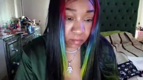 Yasmine pretty online show from 12/15/25, 02:43