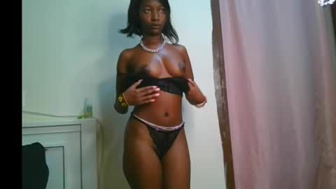 pretty__lisa online show from 01/14/26, 11:38