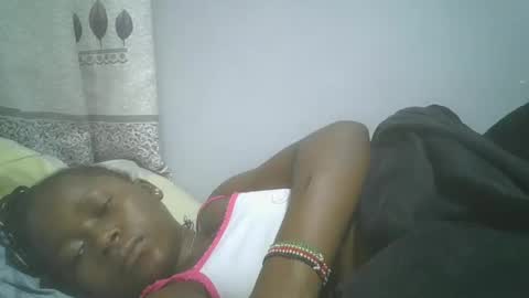 Snapshot of pretty_abella chatting on 02/03/25, 07:07 abella online show from 02/03/25, 07:07