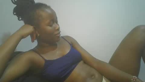 Snapshot of pretty_abella chatting on 02/03/25, 07:31 abella online show from 02/03/25, 07:31