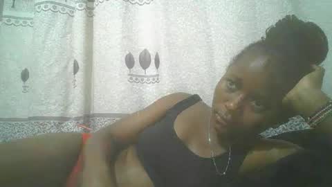 Snapshot of pretty_abella chatting on 02/06/25, 11:32 abella online show from 02/06/25, 11:32