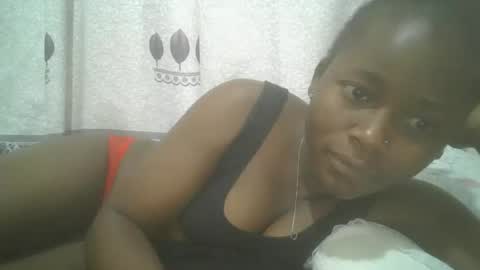 Snapshot of pretty_abella chatting on 02/06/25, 03:41 abella online show from 02/06/25, 03:41