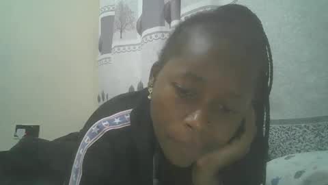 Snapshot of pretty_abella chatting on 02/07/25, 07:29 abella online show from 02/07/25, 07:29