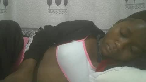 Snapshot of pretty_abella chatting on 02/12/25, 02:56 abella online show from 02/12/25, 02:56