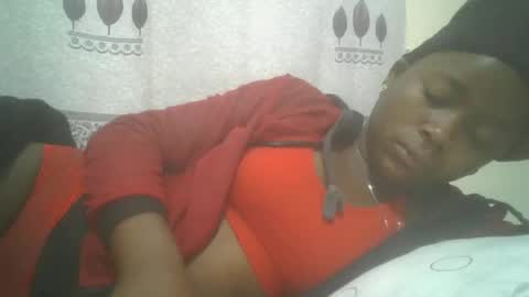 Snapshot of pretty_abella chatting on 02/15/25, 06:33 abella online show from 02/15/25, 06:33