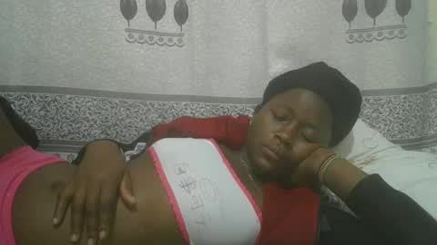 Snapshot of pretty_abella chatting on 02/15/25, 11:25 abella online show from 02/15/25, 11:25