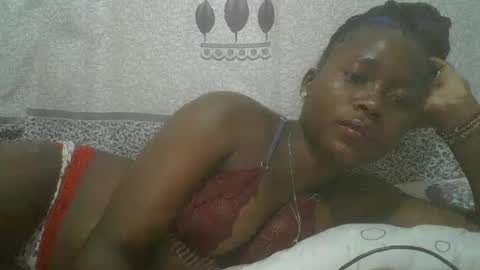 Snapshot of pretty_abella chatting on 02/17/25, 07:10 abella online show from 02/17/25, 07:10