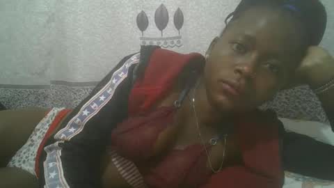 Snapshot of pretty_abella chatting on 02/17/25, 10:14 abella online show from 02/17/25, 10:14