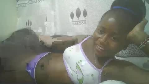 Snapshot of pretty_abella chatting on 02/19/25, 02:55 abella online show from 02/19/25, 02:55