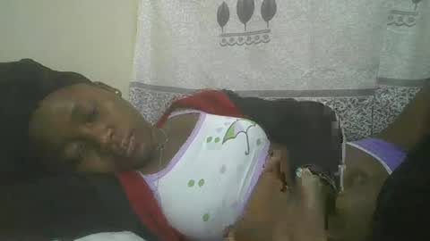 Snapshot of pretty_abella chatting on 02/20/25, 12:19 abella online show from 02/20/25, 12:19