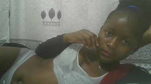 Snapshot of pretty_abella chatting on 02/20/25, 08:17 abella online show from 02/20/25, 08:17