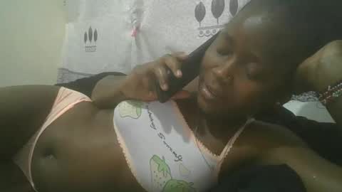 Snapshot of pretty_abella chatting on 02/22/25, 11:13 abella online show from 02/22/25, 11:13