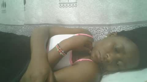 Snapshot of pretty_abella chatting on 02/24/25, 10:58 abella online show from 02/24/25, 10:58