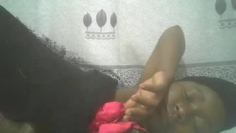 Snapshot of pretty_abella chatting on 02/27/25, 12:21 abella online show from 02/27/25, 12:21