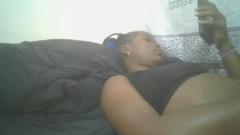 Snapshot of pretty_abella chatting on 02/27/25, 01:49 abella online show from 02/27/25, 01:49