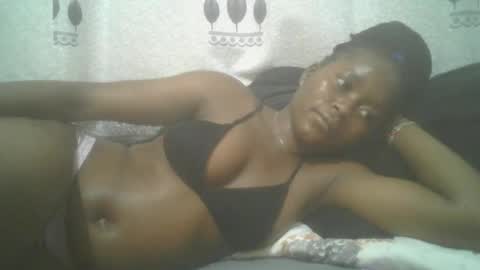 Snapshot of pretty_abella chatting on 02/28/25, 07:14 abella online show from 02/28/25, 07:14