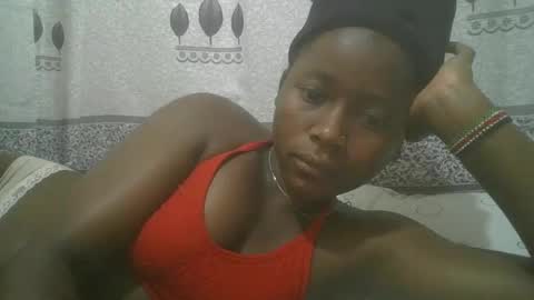 Snapshot of pretty_abella chatting on 03/02/25, 02:19 abella online show from 03/02/25, 02:19