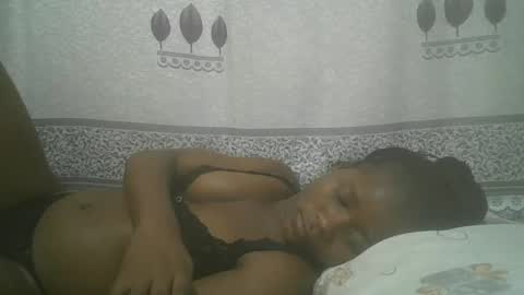 Snapshot of pretty_abella chatting on 03/03/25, 07:17 abella online show from 03/03/25, 07:17