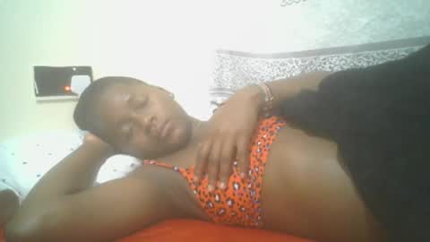 Snapshot of pretty_abella chatting on 03/05/25, 02:57 abella online show from 03/05/25, 02:57