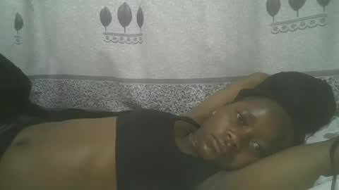 Snapshot of pretty_abella chatting on 03/12/25, 02:09 abella online show from 03/12/25, 02:09