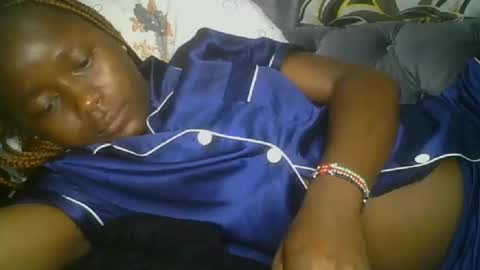 Snapshot of pretty_abella chatting on 09/14/25, 07:35 abella online show from 09/14/25, 07:35