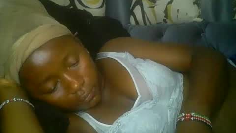 Snapshot of pretty_abella chatting on 09/15/25, 09:09 abella online show from 09/15/25, 09:09