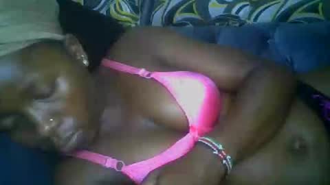 Snapshot of pretty_abella chatting on 09/17/25, 08:21 abella online show from 09/17/25, 08:21