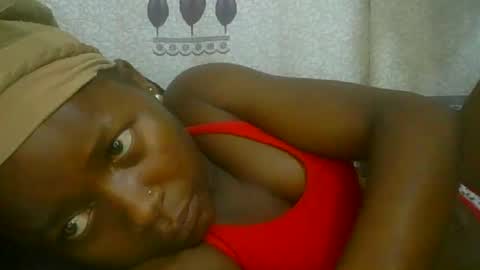 Snapshot of pretty_abella chatting on 10/13/25, 08:14 abella online show from 10/13/25, 08:14