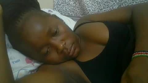 Snapshot of pretty_abella chatting on 10/30/25, 04:30 abella online show from 10/30/25, 04:30