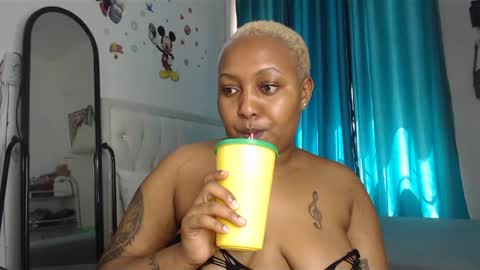 Annah online show from 02/08/25, 11:12