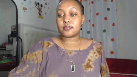 Annah online show from 09/29/25, 04:23